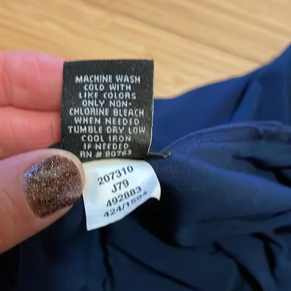 💫💫💫Victoria’s Secret Moda international Navy halter dress - Picture 5 of 5